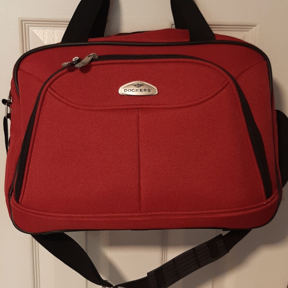 NWOT Dockers Duffle Bag - Carry on